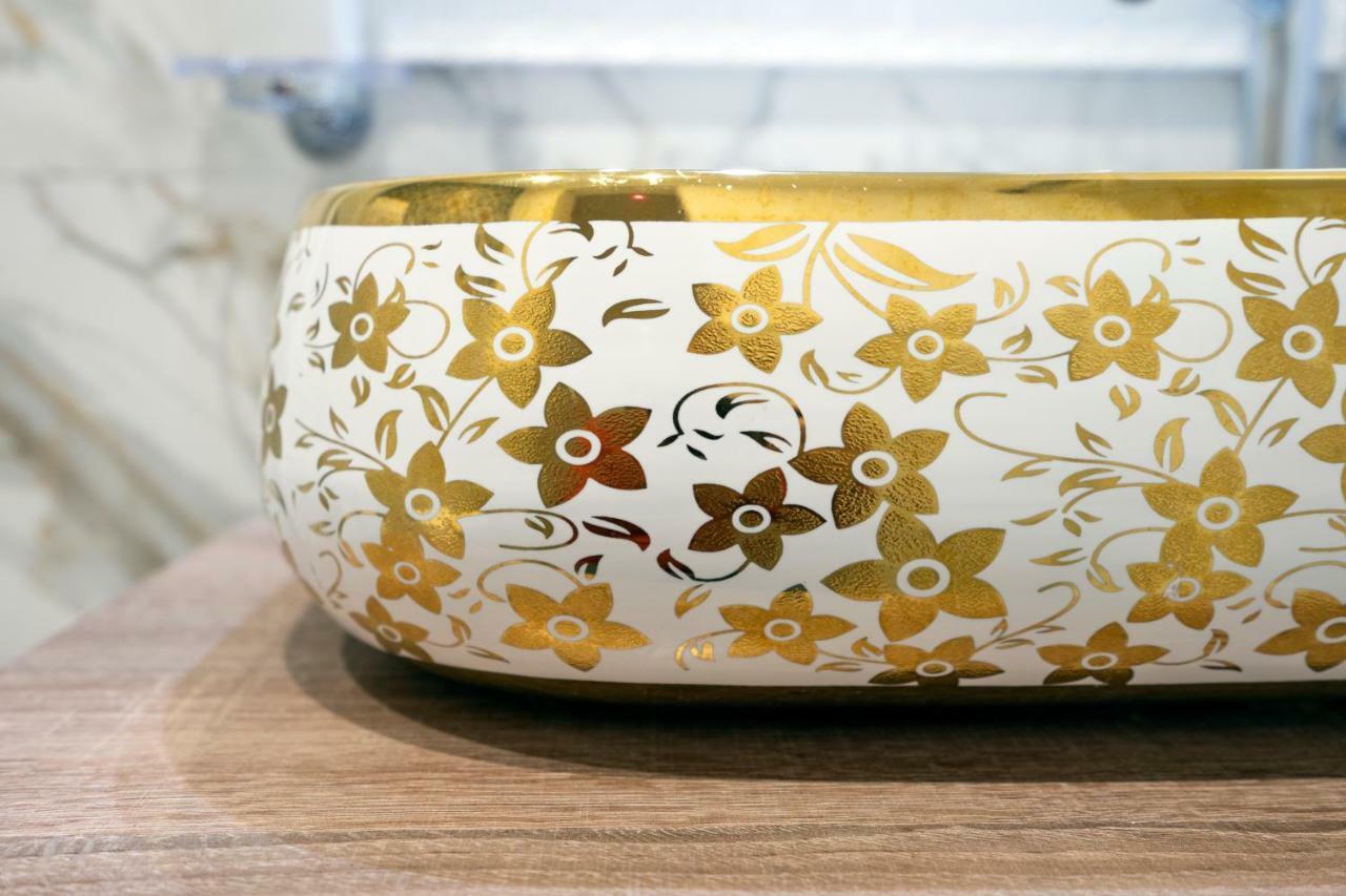 La Roche Bed and Breakfast Lecce Buitenkant foto